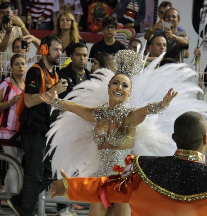 Carnaval Sao Paulo, famosos Carnaval Sao Paulo, Thiago Leifert, Restart, Tammy Dicalifiori, Ronny Kriwat, Emiliana Davila, Sabrina Sato Carnaval Sao Paulo, famosos Carnaval Sao Paulo, Thiago Leifert, Restart, Tammy Dicalifiori, Ronny Kriwat, Emiliana Davila, Sabrina Sato